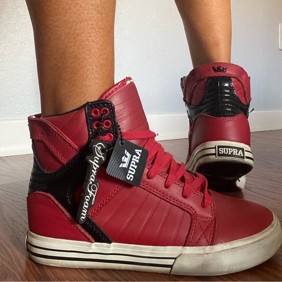 Red SUPRAS Men’s 5 / Women’s 7 - Picture 3 of 5